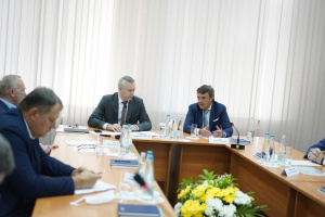  Губернатор Новосибирской области оценил производственные возможности «Сибстекла»